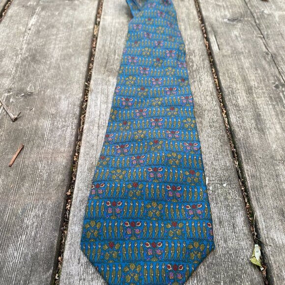 Vintage Salvatore Ferragamo Soldiers Remembrance Day Silk Tie Made in Italy - Picture 5 of 8